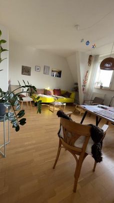 Charmante Altbau-Wohnung am Rütimeyerplatz - Foto 1