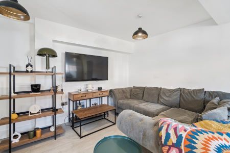 1 bedroom apartment to rent - Photo 2