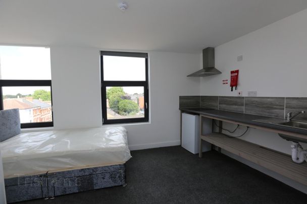 1 bed Studio for Rent - Photo 1