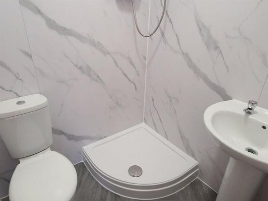 1 bedroom property to rent - Photo 1