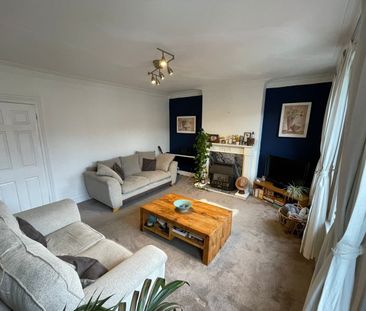 2 Bed Flat, Penge, SE20 - Photo 1