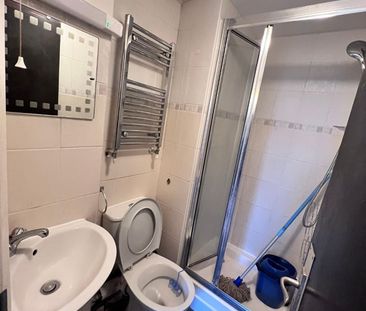 Studio Flat, Fulham Palace Road, W6 - Photo 3