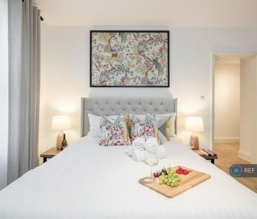 3 bedroom flat to rent - Photo 6