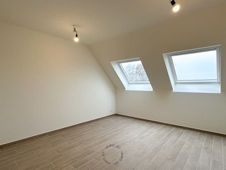 Prachtig gelegen nieuwbouw duplexappartement met drie slaapkamers, groot terras en autostaanplaats - Photo 3