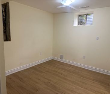 For Lease - 31 Haslemere Avenue, Brampton, Ontario - Photo 6