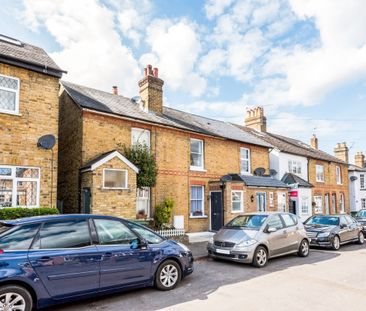 2 bedroom terraced house to rent - Photo 2