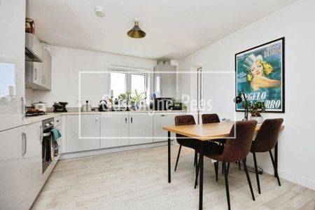 Louisburg Avenue, BORDON, Hampshire, ... - Photo 3