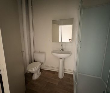 Location Appartement 2 pièces 48m² CHINON 37500 - Photo 5
