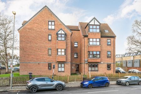 Devonshire Court, London, SW12, London - Photo 5