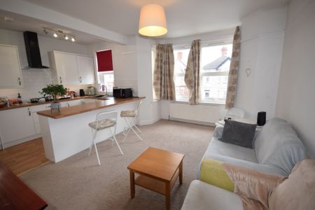 2 Bedroom Flat To Rent in Winton - £1,120 pcm Tenancy Info - Photo 5