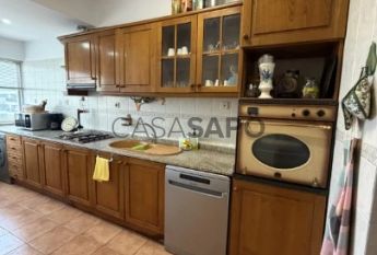 Apartamento T2 para alugar na Amadora