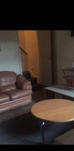 Room in a Shared House, The Broadway, B20 - Photo 1