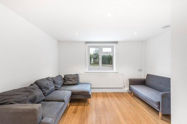 6 bedroom house share to rent - Photo 1