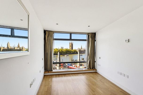3 bedroom flat to rent - Photo 1