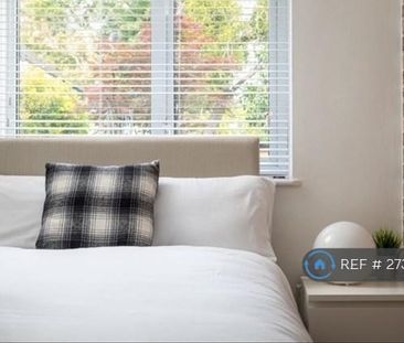 1 bedroom in a house share to rent - Photo 3