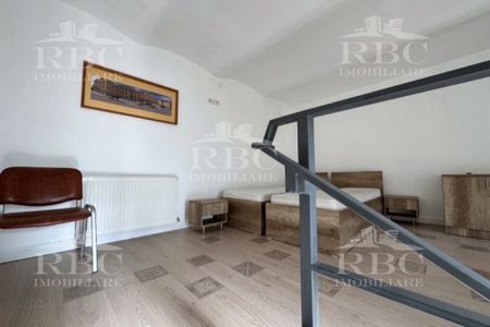 Apartament 2 camere cu scară interioară ultracentral - Photo 3