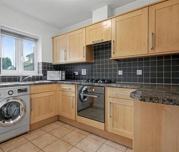 3 bedroom end of terrace house to rent - Photo 5