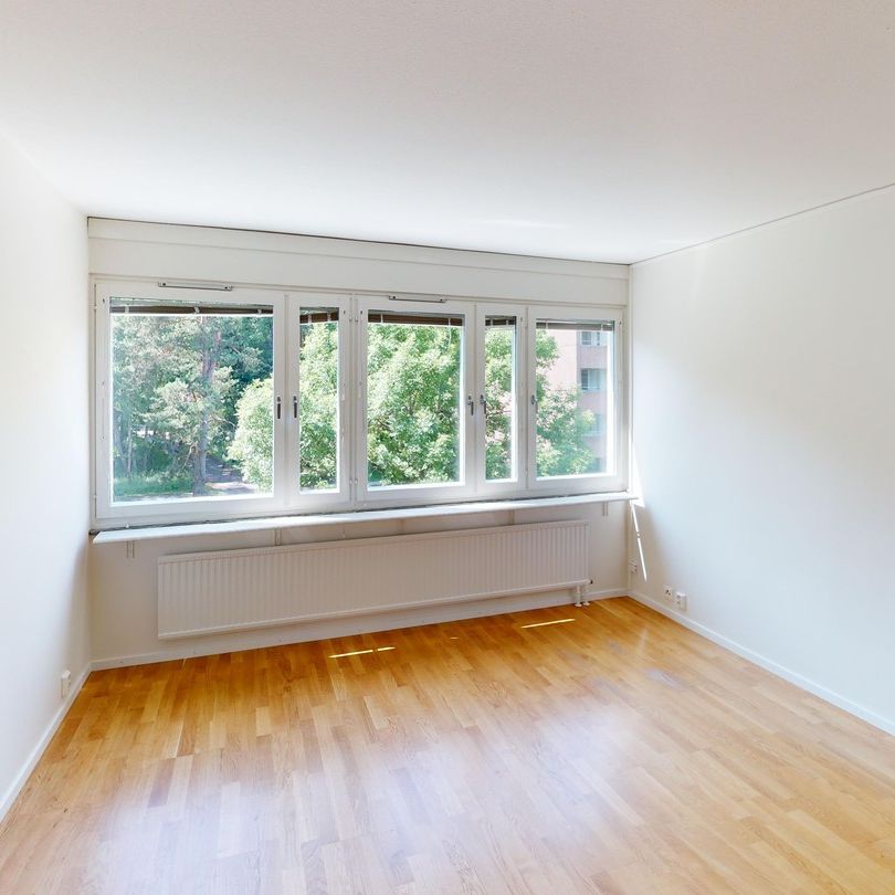 Liegatan 7, Västerås - Photo 1