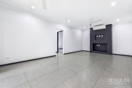 16 Whitegum Crescent, Zuccoli - Photo 2