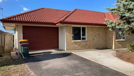3 Bedroom Brick and Tile! - Photo 5