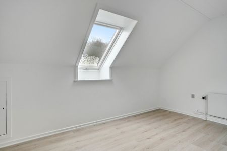 5-værelses Lejlighed på 203 m² i Give - Photo 4