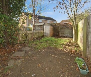 Bluebells, Peterborough, Deeping St. James - Photo 1