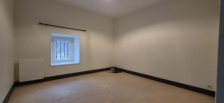 Location Appartement 3 pièces 58m² ST LEONARD DE NOBLAT 87400 - Photo 3