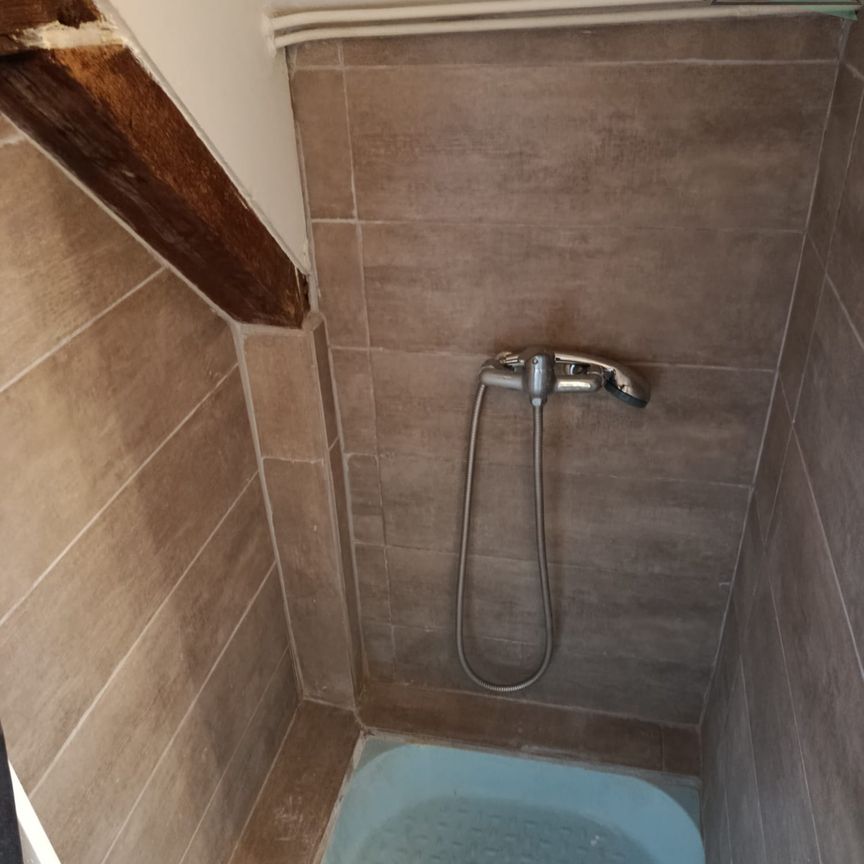 Location Appartement 2 pièces 13m² TROYES 10000 - Photo 1