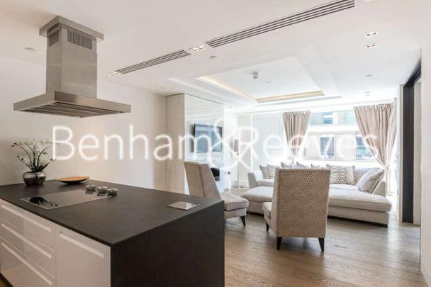 Kensington High Street, Kensington, W14 - Photo 1