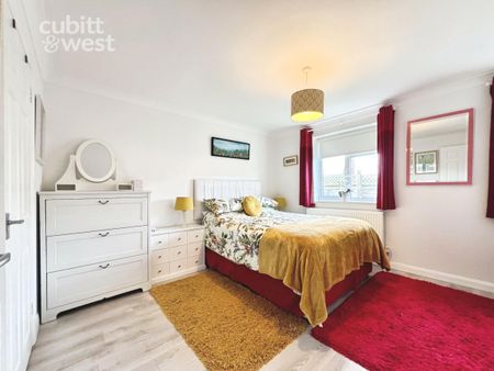 1 bedroom ground flat to rent - Photo 4