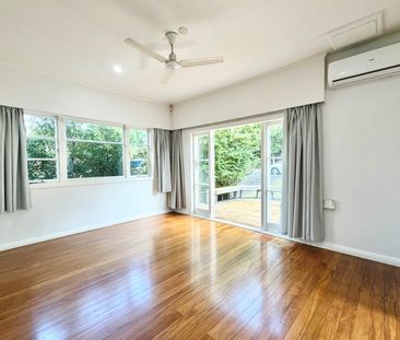 Sunny 3-Bedroom Family Home with Large Yard In Avondale - Photo 2