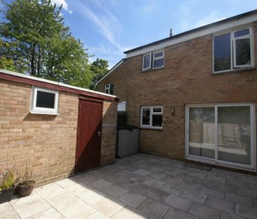 2 bedroom terraced house to rent - Photo 2