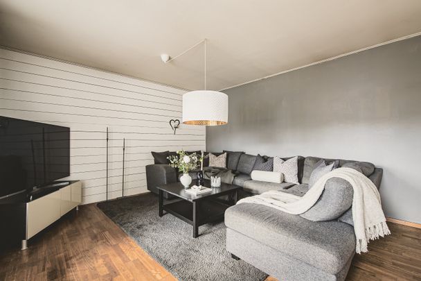 Hagvägen, Västerås - Photo 1