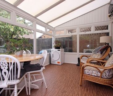Renown Way, Chineham - Photo 2