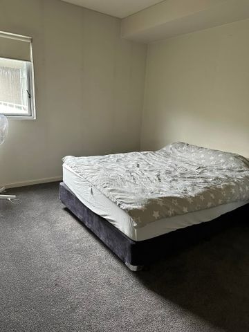 Port Melbourne - Photo 3