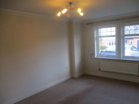 3 bedroom semi-detached house to rent - Photo 4