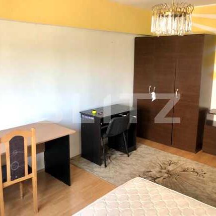 4 camere, decomandat, 94 mp, zona strazii Ion Mester - Fotografie 1