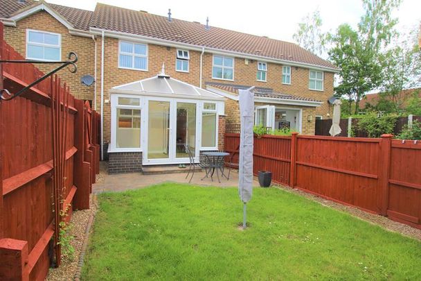 2 bedroom terraced house to rent - Photo 1