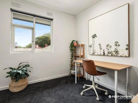 4/1 Rothesay Avenue, Elwood VIC 3184 - Apartment For Rent | Domain - Photo 4