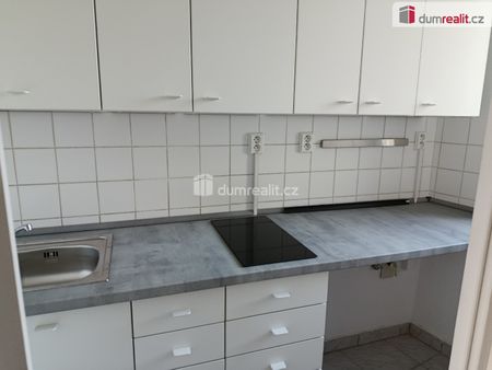 Pronájem bytu 1+kk a garsoniéry 23 m² - Photo 4