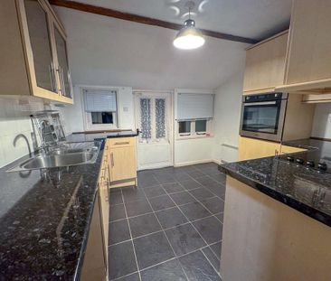 2 bedroom terraced house to rent - Photo 6