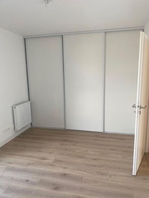 Location Appartement 2 pièces 67m² VILLENAVE D ORNON 33140 - Photo 1