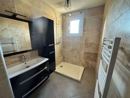 À louer : Appartement spacieux de 4 pièces à Lucciana ! - Photo 5