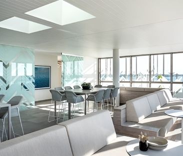 Luxury Waterfront Living – Fully Furnished Apartment in Woolooware Bay - Photo 3