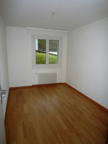 Appartement de 3.5 pièces au 1er étage avec balcon - Photo 5