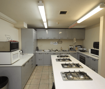 Fully furnished unit available for rent - Photo 3