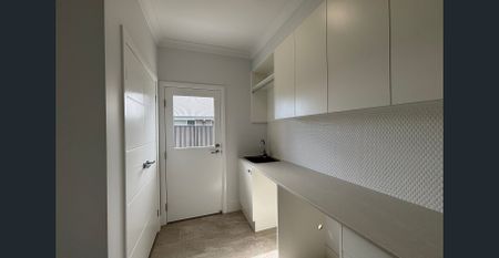 Brand New 4-Bedroom Home in Sought-After Location! - Photo 5