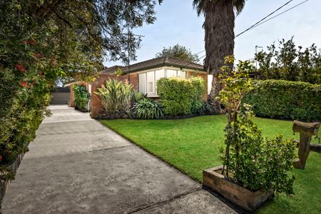 9 Karina Street, Mornington. - Photo 3