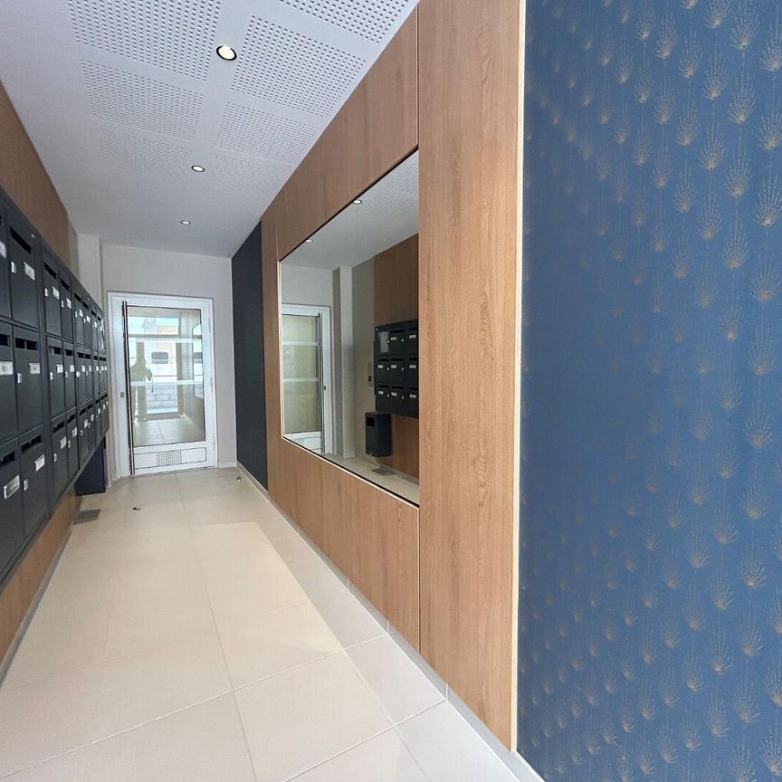 location Appartement T2 DE 46.37m² À OLLIOULES - Photo 1