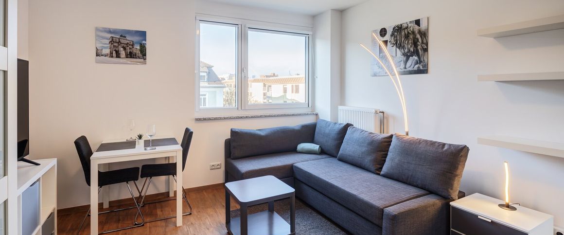 Nicely furnished studio in Schwabing-West - Photo 1
